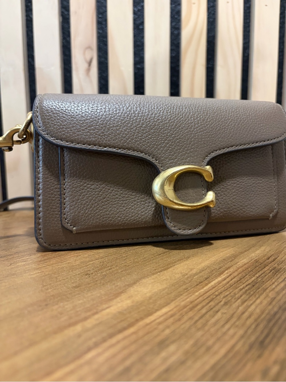 Coach Tabby Shoulder Bag 20 Polished Pebble Leather Brass Dark Stone - Picture 3 of 10